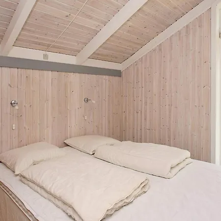 8 Person In Albaek-by Traum * Ålbæk